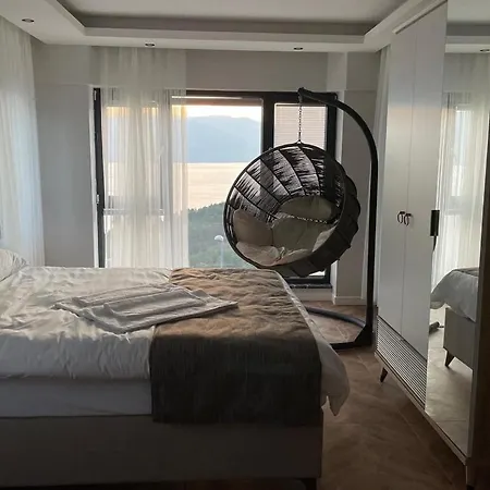 Villa 6+2 Luxurious With View In Sapanca Serdivan